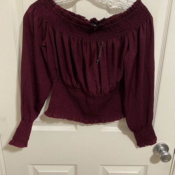 Express NET Long Sleeve cropped blouse Burgundy Size Small - Picture 2 of 6
